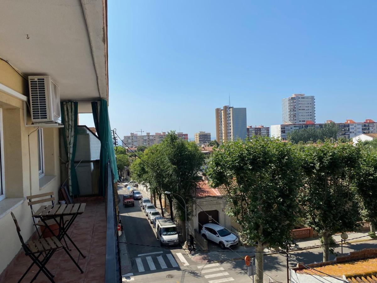 Vilamarlux V Vilassar De Mar Bagian luar foto