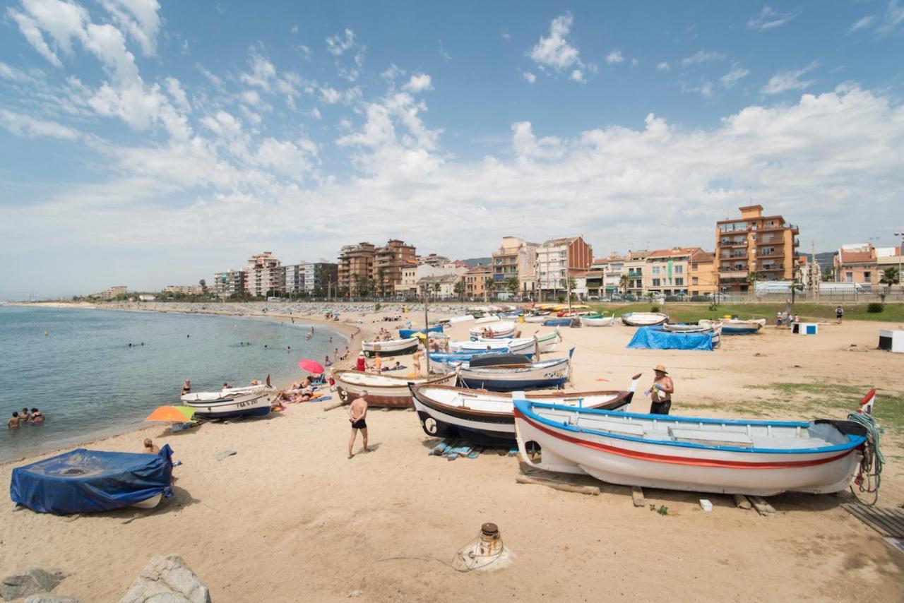 Vilamarlux V Vilassar De Mar Bagian luar foto